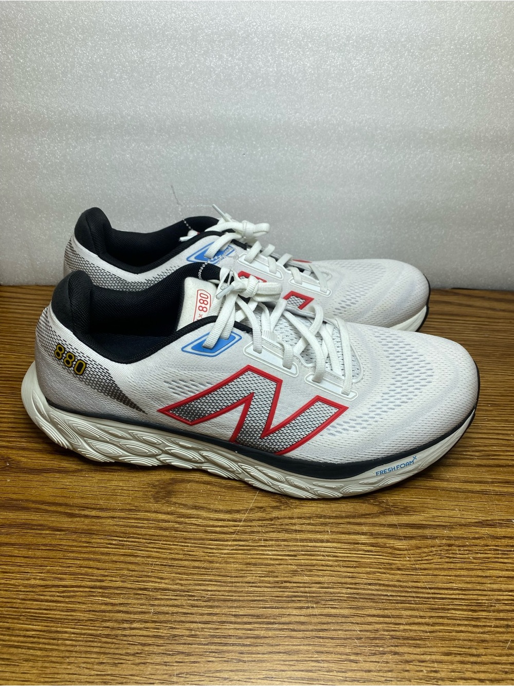 New Balance Fresh Foam X 880 v14 Mens Size 13 D Running Shoes White Red M880C14